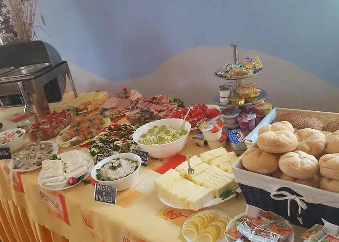 Rybaka Nocleg ze śniadaniem 3*